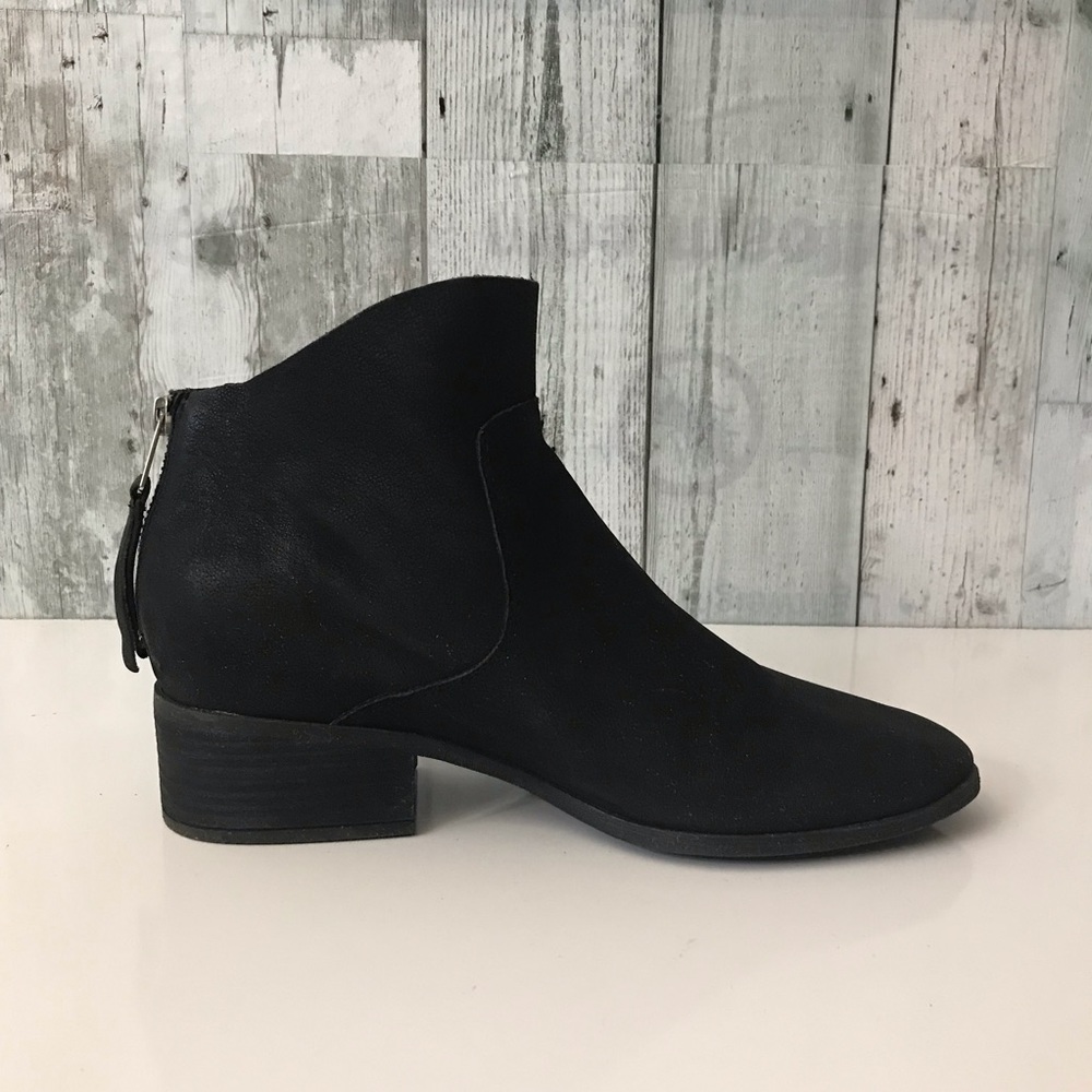 Lucky Brand Leather Ankle Boots Retail $129 - Picture 5 of 8